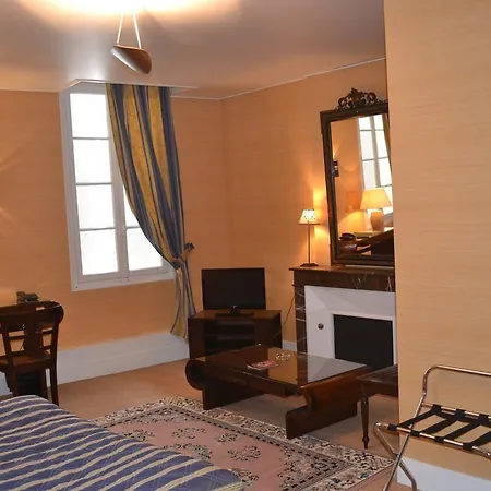 Hotel De France 3*