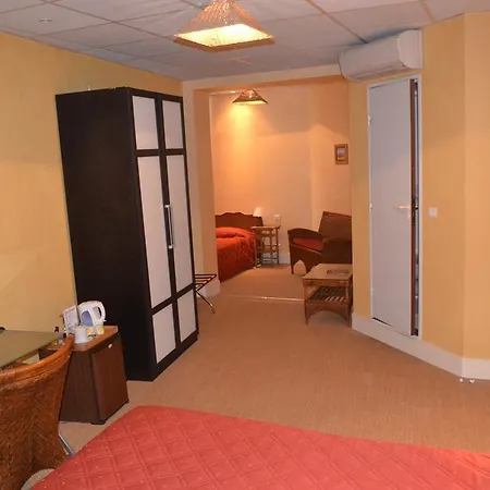 Hotel De France 3*